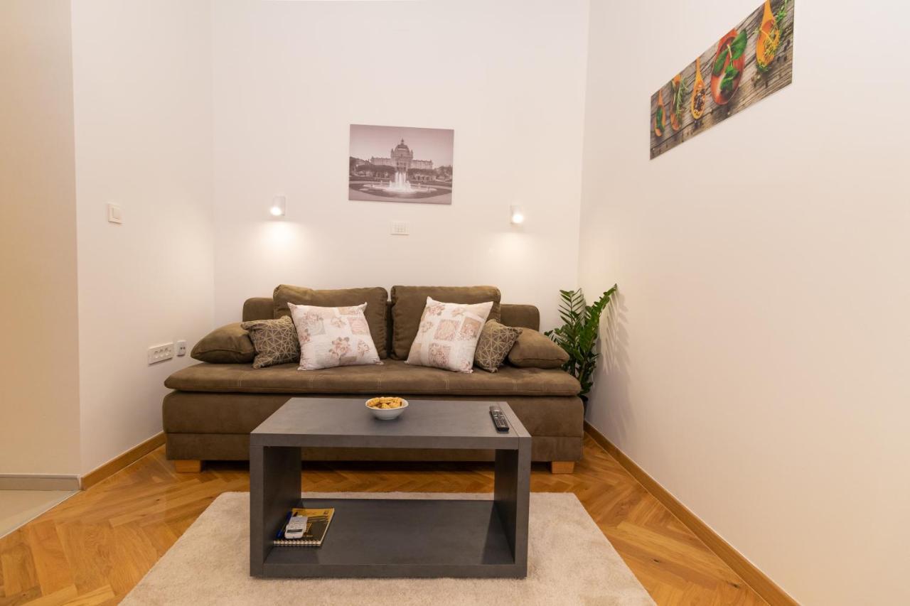 Frui Centro Zagreb Apartment ภายนอก รูปภาพ